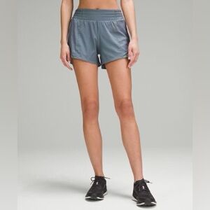 Lululemon Hotty Hot HR short - NWT rare 4” iridescent